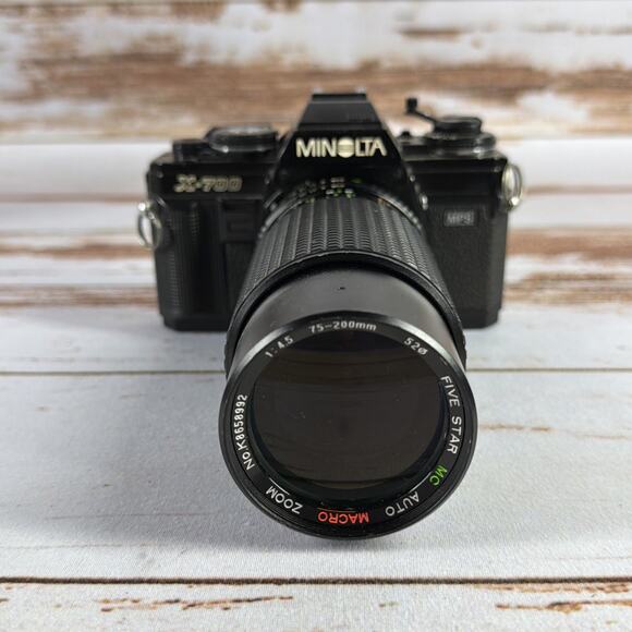 Minolta X-700 35mm Film Camera + Five Star 75–200mm Zoom Lens – Tested - Picture 1 of 6
